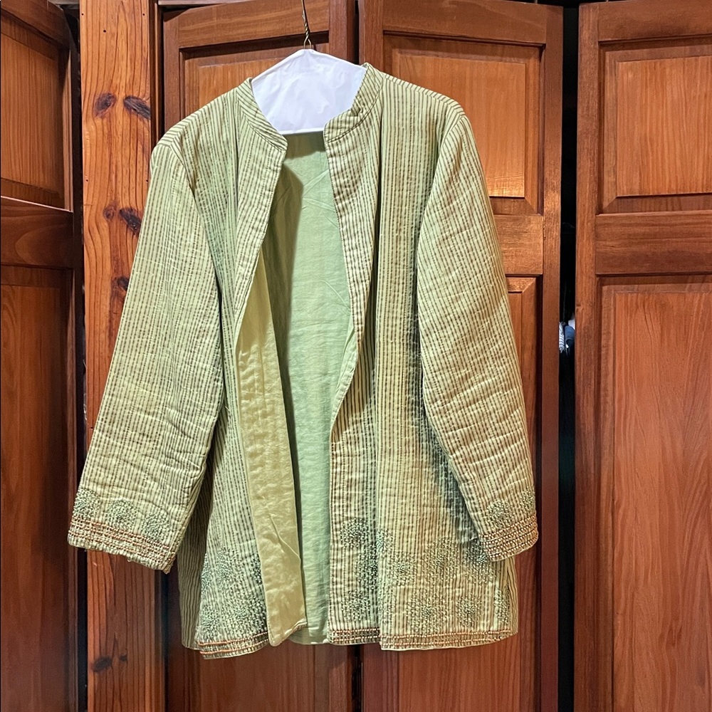 Elegant Green Quilted Jacket